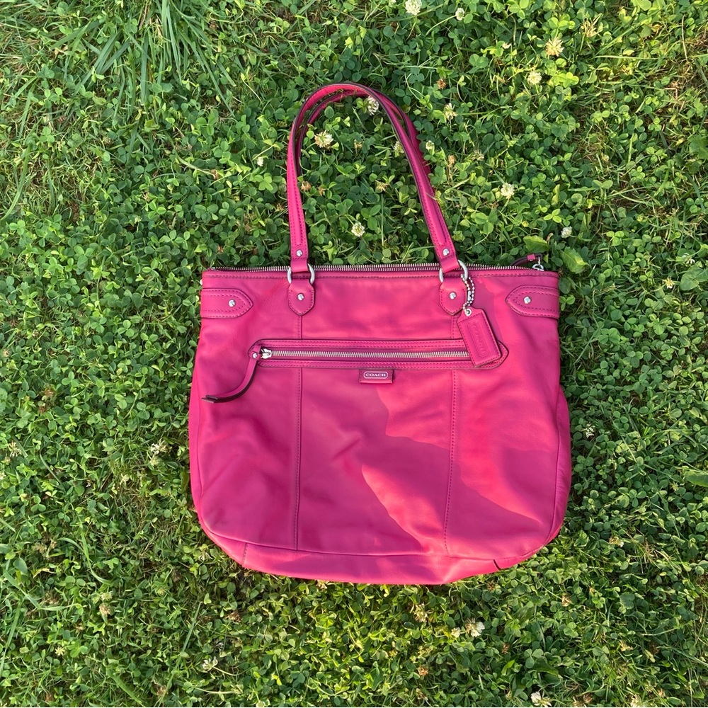 Authentic Y2K Vintage Coach